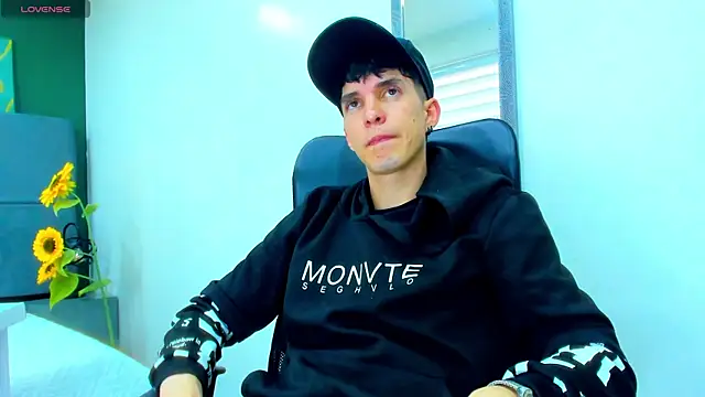 Jheampiiero online show from April 20, 2026, 9:05 pm