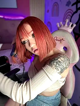 Snapshot of Alysson_LS chatting on September 9, 2025, 2:10 am Alysson LS online show from September 9, 2025, 2:10 am