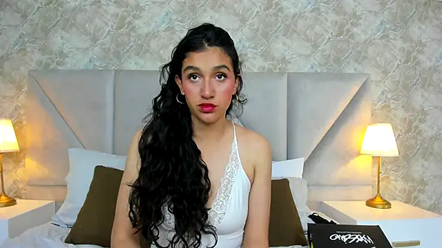 ValentiinaCruz online show from October 12, 2025, 5:36 pm