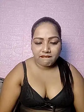 Snapshot of hornypriya696 chatting on October 18, 2025, 6:10 pm hornypriya696 online show from October 18, 2025, 6:10 pm