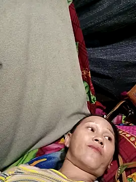 MaiHoa69 online show from October 15, 2025, 1:19 pm