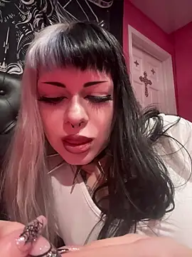 Snapshot of Paige_Turner chatting on March 20, 2026, 9:16 pm Paige Turner online show from March 20, 2026, 9:16 pm