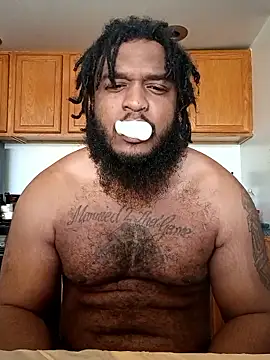 Longthickdick33 online show from April 6, 2026, 1:45 pm