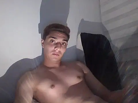 Snapshot of Linkimoli chatting on November 28, 2025, 4:01 am Linkimoli online show from November 28, 2025, 4:01 am