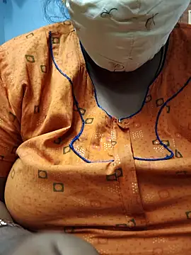 TAMIL ELAKKIYA online show from February 9, 2026, 6:11 am