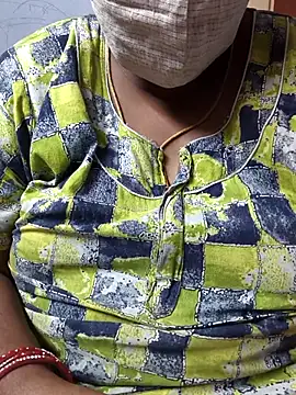 TAMIL ELAKKIYA online show from November 21, 2025, 8:13 am