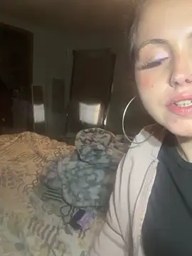 Snapshot of JuicyExxxperience chatting on December 1, 2025, 2:07 pm JuicyExxxperience online show from December 1, 2025, 2:07 pm