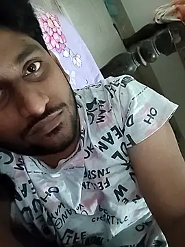 Satyachowdary199623 online show from May 17, 2026, 4:51 pm