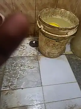 hotboy43339 online show from January 10, 2026, 9:59 am