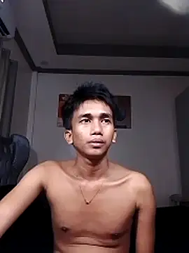 charlie0728 online show from October 28, 2025, 4:35 am