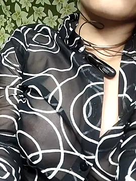 Snapshot of pihu099 chatting on September 10, 2025, 9:14 pm pihu099 online show from September 10, 2025, 9:14 pm