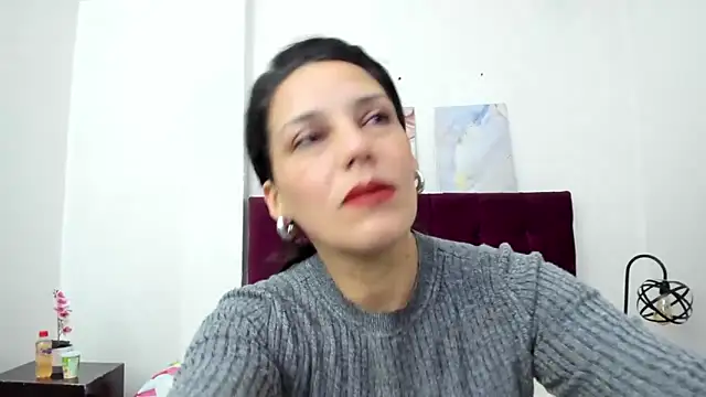 MashaPiink online show from April 5, 2026, 1:18 pm