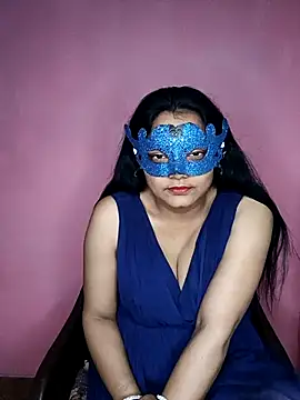 MEERAcle online show from October 28, 2025, 5:34 pm