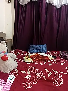 MEERAcle online show from March 10, 2026, 4:33 pm