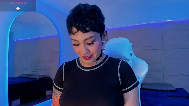 Snapshot of ZahaRose chatting on September 10, 2025, 4:28 pm ZahaRose online show from September 10, 2025, 4:28 pm