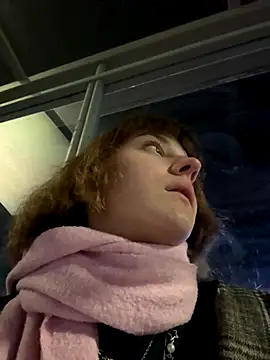 Snapshot of Only_April chatting on October 17, 2025, 5:48 pm Only April online show from October 17, 2025, 5:48 pm