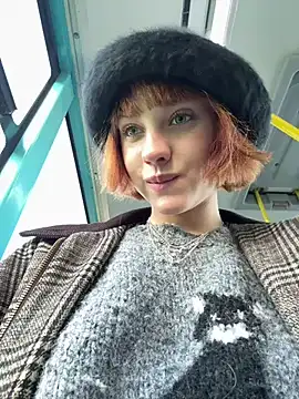 Snapshot of Only_April chatting on September 28, 2025, 2:13 pm Only April online show from September 28, 2025, 2:13 pm