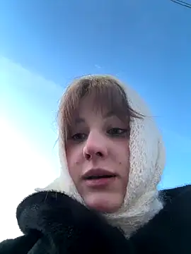 Snapshot of Only_April chatting on January 6, 2026, 6:39 am Only April online show from January 6, 2026, 6:39 am