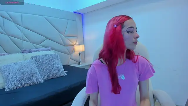 Snapshot of persefone_333 chatting on October 11, 2025, 8:10 pm persefone 333 online show from October 11, 2025, 8:10 pm