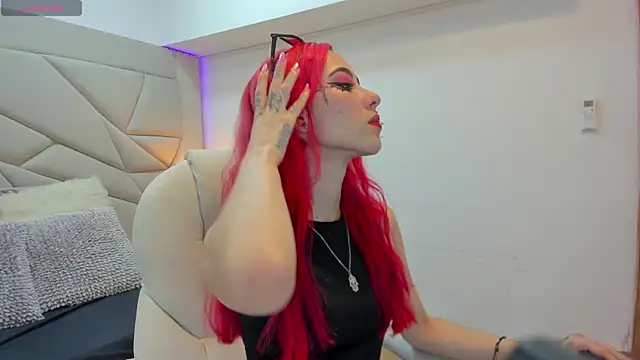 Snapshot of persefone_333 chatting on October 3, 2025, 7:48 pm persefone 333 online show from October 3, 2025, 7:48 pm