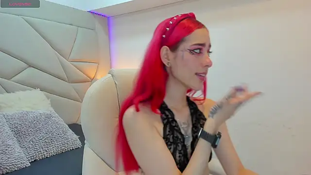 Snapshot of persefone_333 chatting on September 26, 2025, 8:05 pm persefone 333 online show from September 26, 2025, 8:05 pm