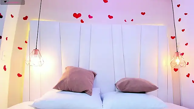 Snapshot of HannaPotther chatting on November 4, 2025, 11:36 am HannaPotther online show from November 4, 2025, 11:36 am