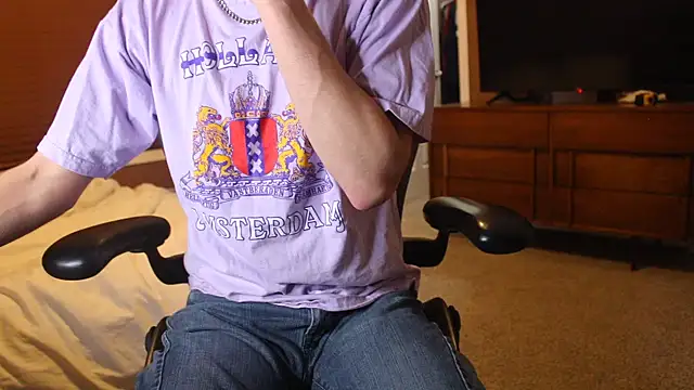 jjjjjfive online show from March 15, 2026, 6:42 am