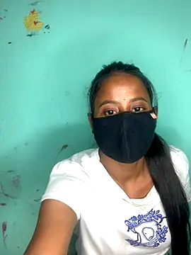 Snapshot of Priya_baby0 chatting on October 18, 2025, 5:04 pm Priya baby0 online show from October 18, 2025, 5:04 pm