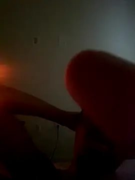 huhgtr online show from December 4, 2025, 4:06 pm