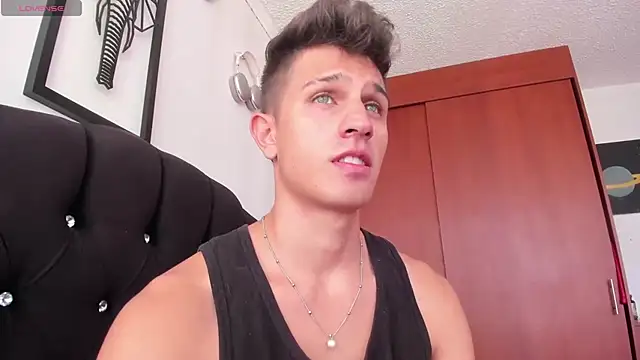 kevin ahss online show from November 14, 2025, 7:28 pm