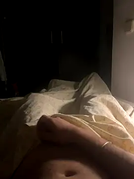 pequejose online show from October 19, 2025, 5:54 am