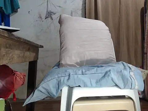 amazing jane2918 online show from October 22, 2025, 5:23 pm