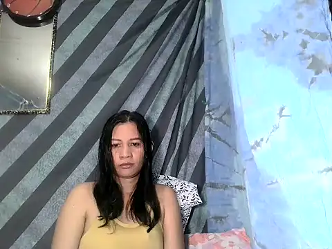 Snapshot of AgnesCutie chatting on October 9, 2025, 1:11 pm AgnesCutie online show from October 9, 2025, 1:11 pm