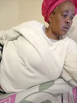 Ebonyboobsmilk online show from October 2, 2025, 5:27 pm