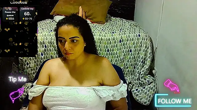  naughty milf online show from January 19, 2026, 4:27 am