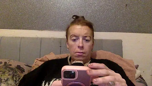 Snapshot of Bellababexox chatting on May 7, 2026, 3:11 am Bellababexox online show from May 7, 2026, 3:11 am