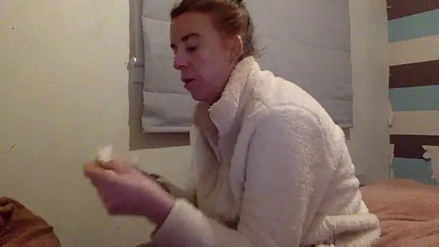 Snapshot of Bellababexox chatting on May 18, 2026, 12:55 am Bellababexox online show from May 18, 2026, 12:55 am