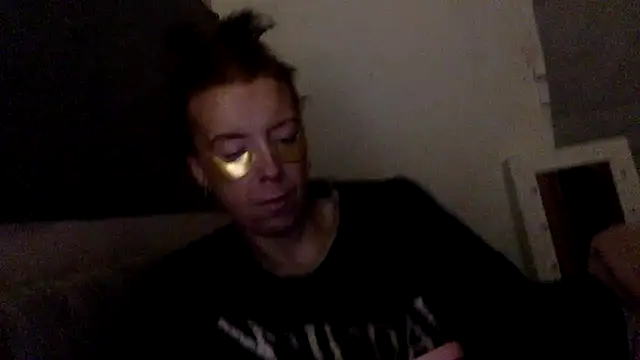 Snapshot of Bellababexox chatting on May 15, 2026, 5:38 am Bellababexox online show from May 15, 2026, 5:38 am