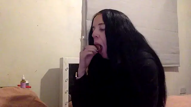 Snapshot of Bellababexox chatting on May 9, 2026, 5:33 am Bellababexox online show from May 9, 2026, 5:33 am