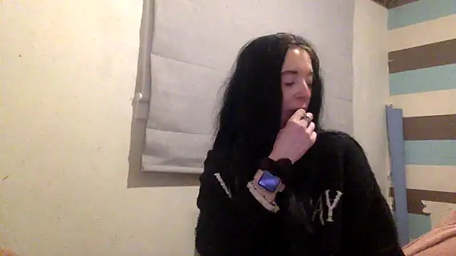 Snapshot of Bellababexox chatting on May 10, 2026, 10:44 pm Bellababexox online show from May 10, 2026, 10:44 pm
