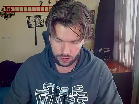 Snapshot of cortelioni_massimo_ chatting on October 31, 2025, 9:32 pm cortelioni massimo online show from October 31, 2025, 9:32 pm