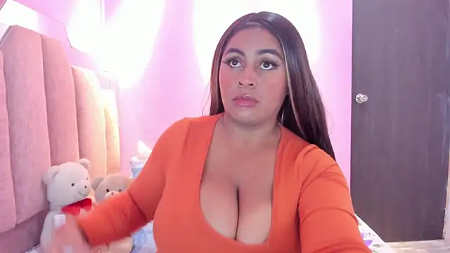 AndreaSweet2 online show from December 14, 2025, 7:52 pm