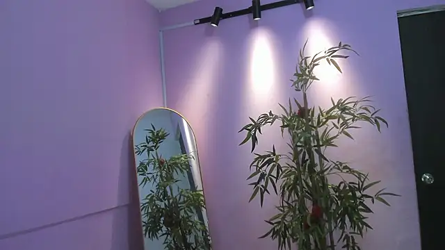 AndreaSweet2 online show from February 5, 2026, 7:53 pm