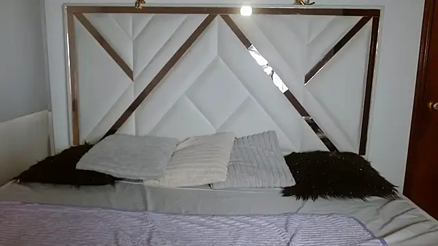 Snapshot of SophiaaLee chatting on January 10, 2026, 5:41 pm SophiaaLee online show from January 10, 2026, 5:41 pm