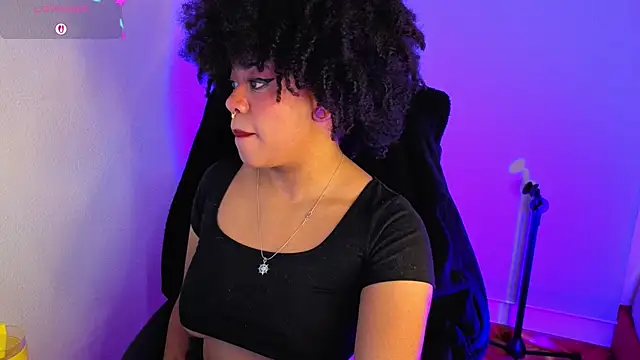 Snapshot of afro_jayleof chatting on April 22, 2026, 4:30 am afro jayleof online show from April 22, 2026, 4:30 am