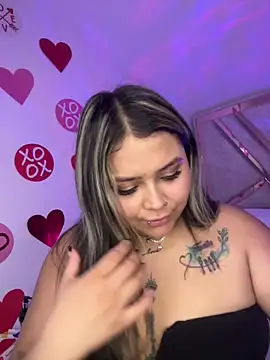 Snapshot of ashley-swift- chatting on February 26, 2026, 5:18 am ashley-swift- online show from February 26, 2026, 5:18 am