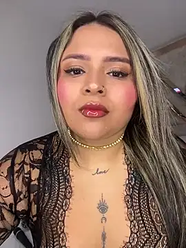 Snapshot of ashley-swift- chatting on February 7, 2026, 9:50 am ashley-swift- online show from February 7, 2026, 9:50 am