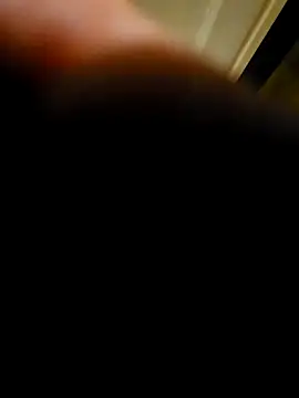 Snapshot of Stingles chatting on November 23, 2025, 4:11 am Stingles online show from November 23, 2025, 4:11 am