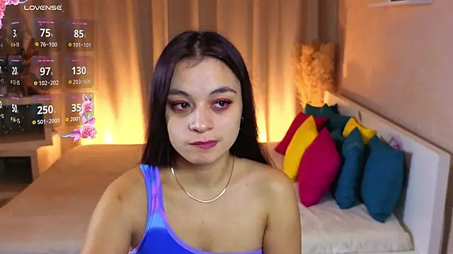 Snapshot of Leila_Hefner chatting on September 13, 2025, 3:39 am Leila Hefner online show from September 13, 2025, 3:39 am