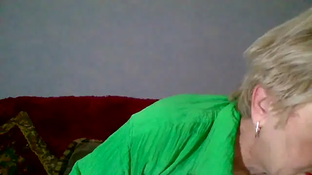 Snapshot of DianaQDream chatting on May 18, 2026, 12:54 pm DianaQDream online show from May 18, 2026, 12:54 pm